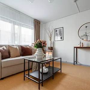  Apartment Simple In Trendy Soedermalm - Construction Work