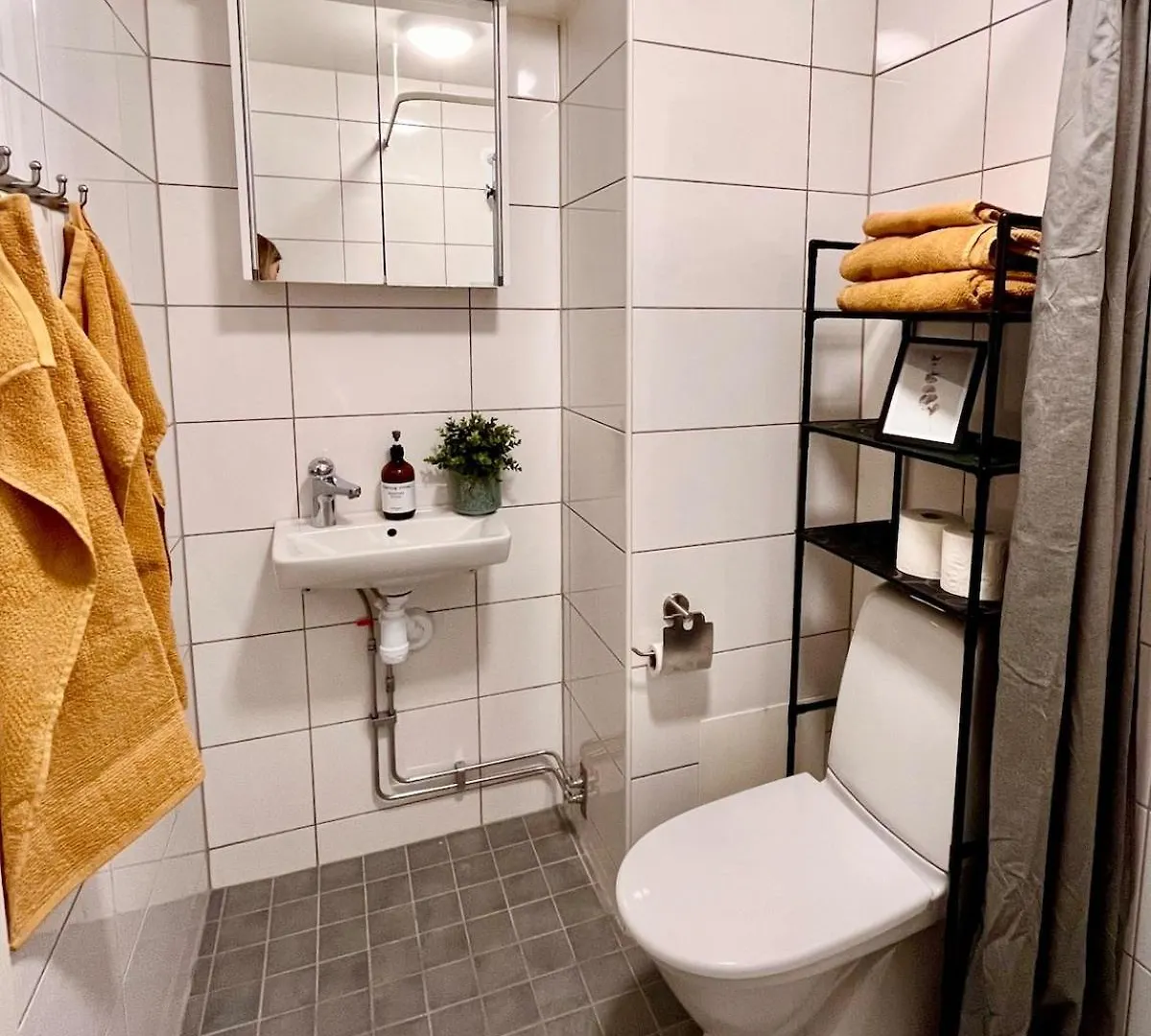 Studio Centrally Located In Soedermalm Стокгольм Швеция